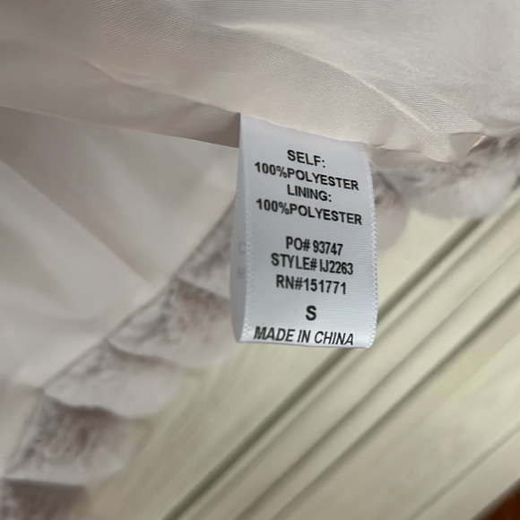 Le Lis cardigan sweater size small New with Tags - Picture 4 of 5